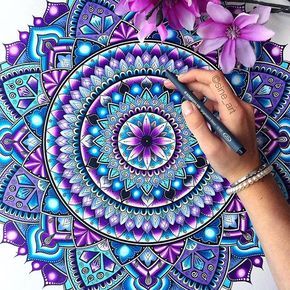 So beautiful mandala. Love it!!! Purple, Flowers, Blue, Art