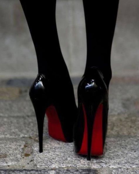 Shoes Heels Stilettos, Birthday Things, Red Bottom Heels, Ankle Strap Chunky Heels, Heels Aesthetic, Fashion Shoes Heels, Heel Accessories, Red Louboutin, Stockings Heels