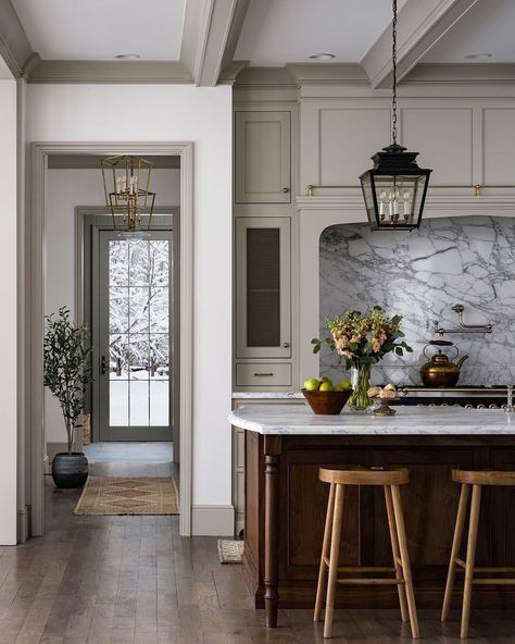 Timeless Kitchens, Southern Colonial, Colonial Kitchen, Wood Kitchen Island, Timeless Kitchen, Arch Design, Architectural Styles, Kitchen Inspiration Design, November 13