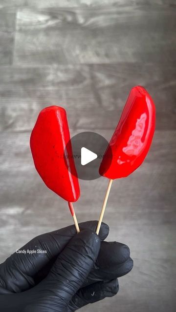 Krissy Flowers on Instagram: "Candy Apple Slices! Microwave Tutorial! 🍏🍬 Candy Mixture Recipe: 1/2 Cup Sugar  1/4 Cup Water  1 Tablespoon Powdered Corn Syrup  Add Flavor/Gel Food Color (optional) Microwave Candy Mixture For About 5 Minutes  #krissyflowersdesserts #krissyflowers #instagram #instagood #candy #candyappleslices #apple #candyapples #tutorial #recipe #asmr #satisfying #foodporn #foodie #food #explorepage #explore #art #photooftheday #photography #viral #trending #reels #reelsinstagram #fypシ #love #follow #influencer #blogger" Candy Apple Slices Recipe, Candy Apple Slices, Microwave Candy, Candied Apples Slices, Colored Candy Apples, Candied Fruit Recipes, Apple Slice Recipe, Mixture Recipe, Candy Apple Recipe