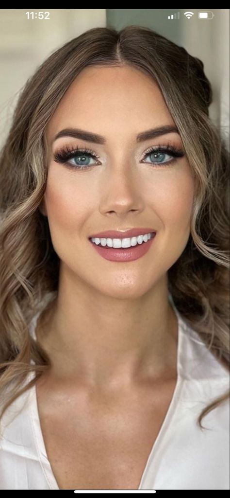 Bride Makeup Blue Eyes Natural, Bridesmaid Hair For Brunettes, Fall Wedding Makeup For Bride Natural, Makeup Bridesmaid Green Eyes, Soft Wedding Makeup Blue Eyes, Bride Neutral Makeup, Wedding Makeup For Brides Over 40, Bridal Makeup For Blue Eyes And Brown Hair, Bride Makeup Blue Eyes Brown Hair