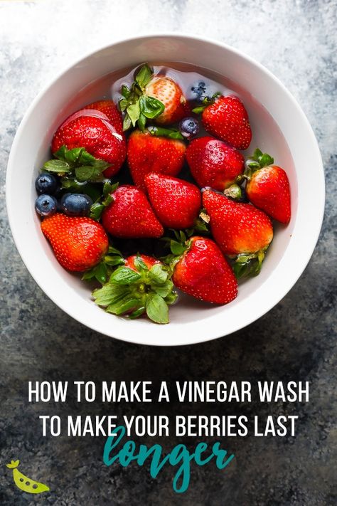 Berry Wash White Vinegar, Fruit Rinse White Vinegar, Fruit Fresh Longer, Make Vinegar, Fruit Veggie Wash, Fruit Wash, How To Make Vinegar, Veggie Wash, Fruit Dips