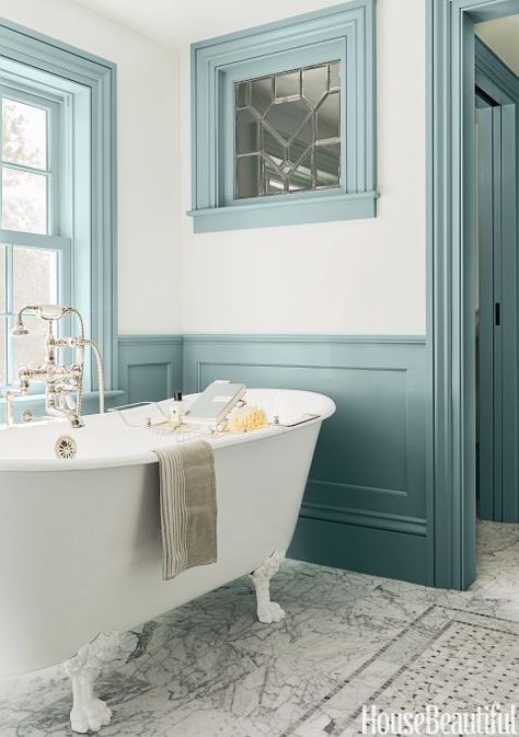 One Carrara Marble Bathroom: Four Colours - Maria Killam - The True Colour Expert Carrara Marble Bathroom, Traditional Bathroom Designs, Timeless Bathroom, Bathroom Paint Colors, Bathroom Tile Designs, Vintage Bathrooms, Trendy Bathroom, Bathroom Wall Tile, Painting Trim