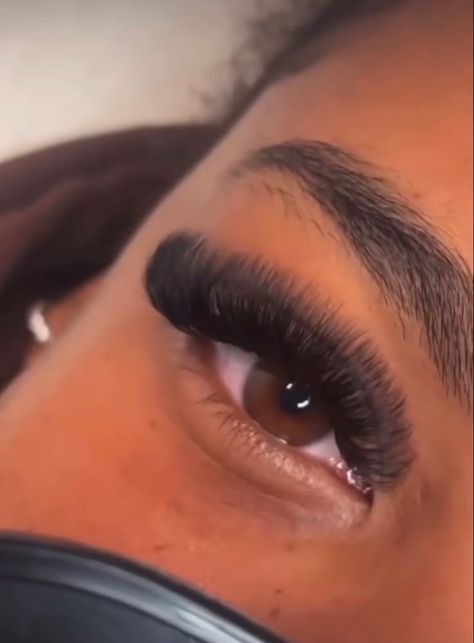 Lashes And Eyebrows, Thick Russian Lash Extensions, Fluffy Russian Lashes, Light Russian Volume Lashes, Mega Russian Volume Lashes, Extremely Long Eyelashes, Black Hair Protective Styles, Natural Fake Eyelashes, Lashes Tutorial