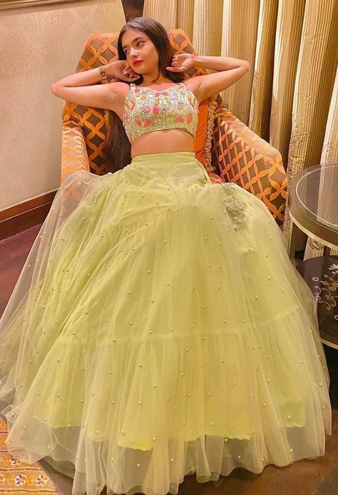 Indian Dress Up, Indian Wedding Gowns, Mehendi Outfits, Anushka Sen, Wedding Lehenga Designs, Lehenga Designs Simple, Bridal Lehenga Collection, Celebrity Fashion Looks, Indian Saree Blouses Designs