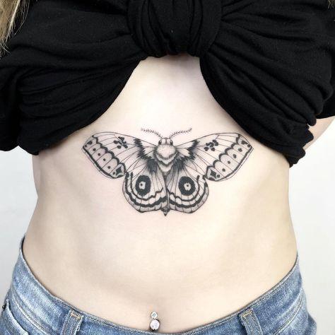 Moth Tattoo Collarbone, Moth Stomach Tattoos Women, Moth On Stomach Tattoo, Moth Underbust Tattoo, Moth Underboob Tattoo, Women Sternum Tattoo, Sternum Piece, Under Chest Tattoo, Black Line Tattoo