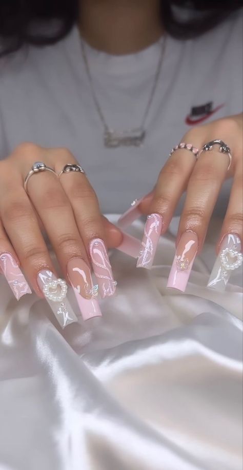 Mail Inspo 2023, Nail Designs With Charms, Mail Inspo, Sns Nails Colors, Bday Nails, Long Nail Designs, Acrylic Nail Ideas, Really Cute Nails, Long Acrylic Nails Coffin