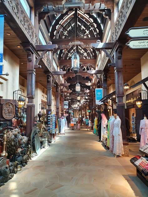 things to do in Dubai with family Souk Madinat Jumeirah Madinat Jumeirah Dubai, Souk Madinat Jumeirah, Dubai Souk, Madinat Jumeirah, Things To Do In Dubai, Sheikh Zayed Grand Mosque, Indoor Waterfall, Outdoor Gym, Grand Mosque