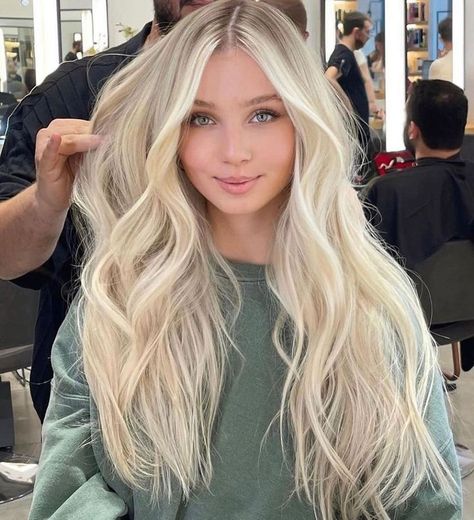 Summer Blonde Hair Color, Summer Blonde Hair, Summer Blonde, Blonde Hair Color Ideas, Blonde Color, Platinum Blonde, Hair Color Ideas, Blonde Hair Color, Hair Cut