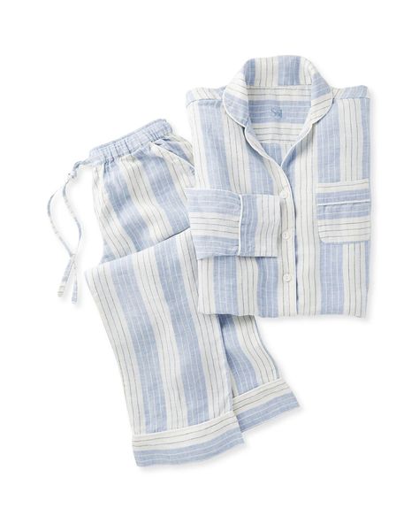 Porto linen chambray blue stripe pajamas - Serena & Lily Serena Lily, Linen Pajamas, Quoi Porter, Blue Inspiration, Baby Time, Fun Fashion, Harmful Chemicals, Pearl Buttons, Chic Design