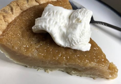 Tarte au Sucre (Quebec Maple Sugar Pie) Sugar Pie Quebec, Canadian Sugar Pie, Sugar Pie Recipe, Acadian Food, Desert Pie, Canadian Dessert Recipes, Church Desserts, Frozen Tart Shells, Maple Pie