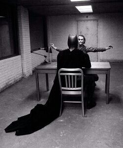 Batman and The Joker from "The Dark Knight" interrogation room scene. Heath Joker, Joker Dark Knight, Der Joker, Joker Heath, Tv Show Genres, The Dark Knight Trilogy, Heath Ledger Joker, Joker Batman, Film Maker