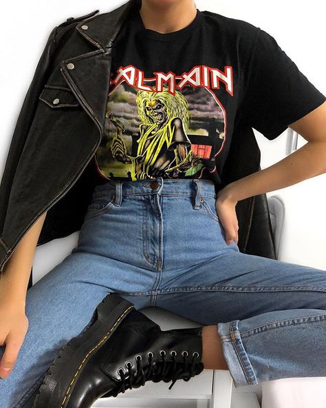 Best Fashion Outfits, Popular On Pinterest, Iron Maiden T Shirt, Coat Jeans, Womens Fashion Casual Jeans, Iron Maiden Shirt, Rocker Outfit, Fresh Outfits, Iron Maiden