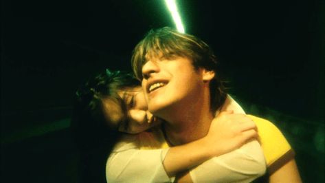 Fallen Angels. Wang Kar Wai Fallen Angels 1995, Wong Kar Wai, Fallen Angels, Two People, Hong Kong