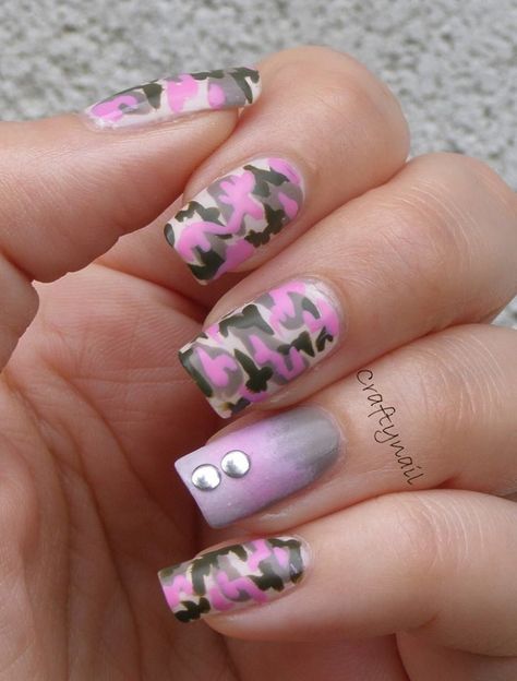 Pink Camo nails Pink Camo Nails, Camo Nail Art, Camo Nail Designs, Camouflage Nails, Camo Nails, Fashion Nail Art, Matte Nails Design, Nail Art Gel, Pretty Nail Art Designs