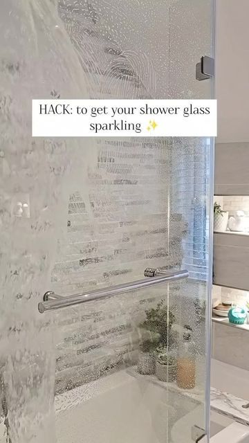 Cleaning Shower Glass, Easy Cleaning Hacks, Shower Glass, Homemade Cleaning Solutions, Bathroom Cleaning Hacks, Diy Home Cleaning, Diy Cleaning Hacks, Hard Water Stains, Cleaning Tips And Tricks