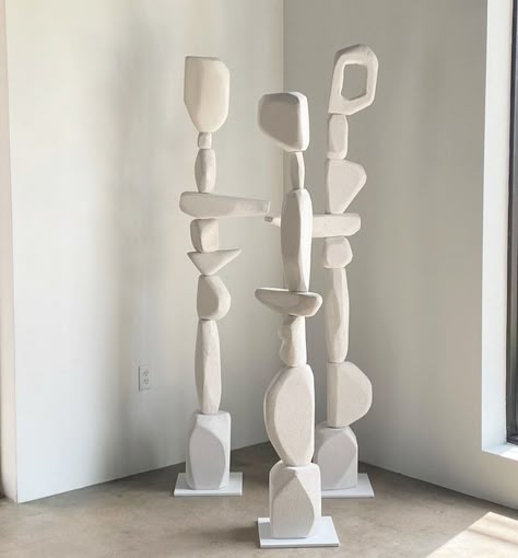 The Visuals of Clementine Maconachie (@the_visuals_) • Photos et vidéos Instagram Ceramic Totem, Art Placement, Concrete Furniture, Decoupage Art, House Restaurant, My Gallery, Contemporary Ceramics, Light Installation, Clay Sculpture