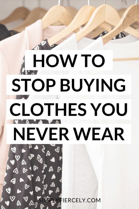 Does Your Mother Know, Minimalist Wardrobe Essentials, Capsule Wardrobe Basics, Clothes And Shoes, Fashion Fail, Fashion Capsule, Minimalist Wardrobe, Fashion Mistakes, Clothing Hacks