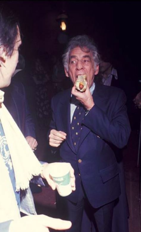 Celebs Eating, Celebrities Eating, Musician Portraits, Chill Style, Leonard Bernstein, Music Jokes, Classical Musicians, Religious Paintings, Monty Python