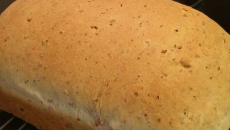 Garlic Herb Pepperoni Bread (bread machine) Recipe - Food.com Bread Machine Recipes Garlic, Best Bread Machine Recipes, Garlic Ideas, Pepperoni Bread Recipe, Garlic Herb Bread, Bread Bread Machine, Pepperoni Bread, Best Bread Machine, Bread Machine Recipe