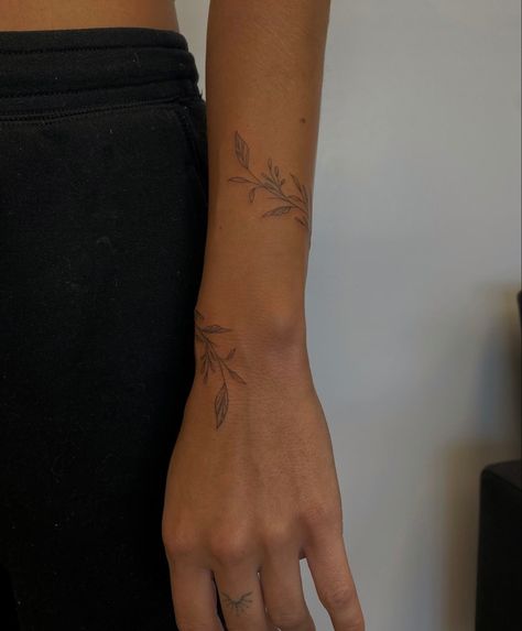 Arm Wrap Tattoo, Wrap Around Wrist Tattoos, Around Arm Tattoo, Wrap Around Tattoo, Wrap Tattoo, Petite Tattoos, Forearm Tattoo Women, Wrist Tattoos For Women, Classy Tattoos