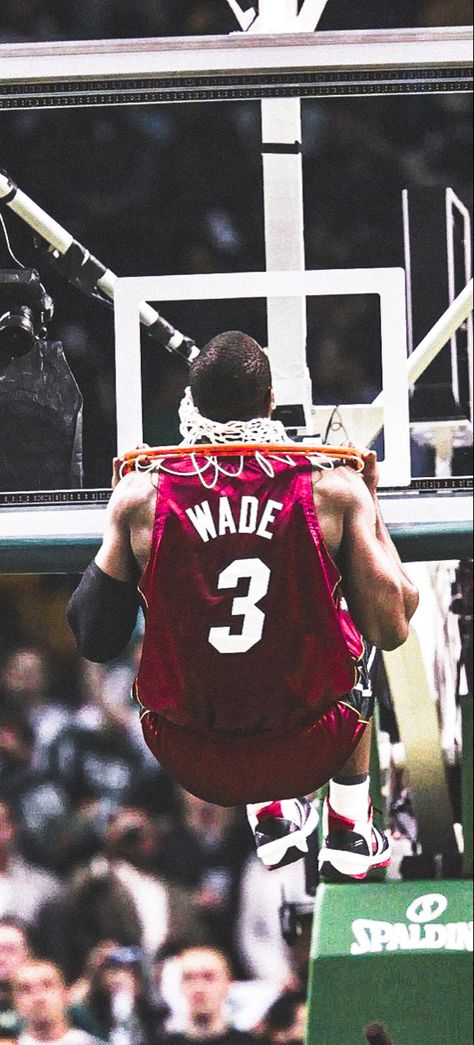 Dwyane Wade Wallpaper Iphone, Dwayne Wade Wallpaper, Nba Celebration, Wade Wallpaper, Reels Wallpaper, Dwyane Wade Wallpaper, Basketball Live Wallpaper, Nba Aesthetic, Wallpaper Nba