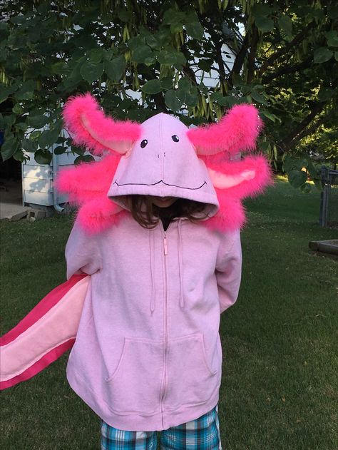 Axolotl Costume Diy, Axolotl Cosplay, Diy Axolotl, Axolotl Costume, Axolotl Outfit, Axolotl Clothes, Axolotl Stuff, Axolotl Accessories, Pink Axolotl