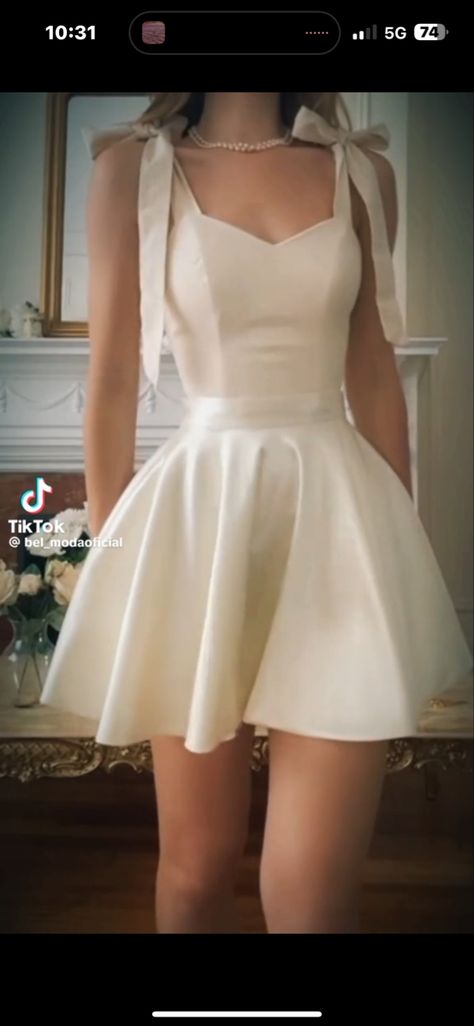 Gr 8 Grad Dresses, Grade 8 Grad Dresses, Promotion Dresses, Best English Songs, Cute Birthday Outfits, Ballet Dress, Grad Dresses, Hair Clothes, Gala Dresses