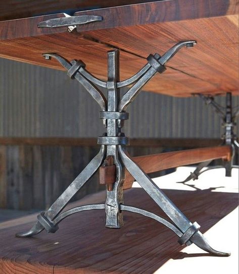 Iron Table Legs, Vintage Industrial Design, Wrought Iron Table, Blacksmith Projects, Industrial Design Furniture, Vintage Industrial Furniture, Forging Metal, Metal Table Legs, Iron Table