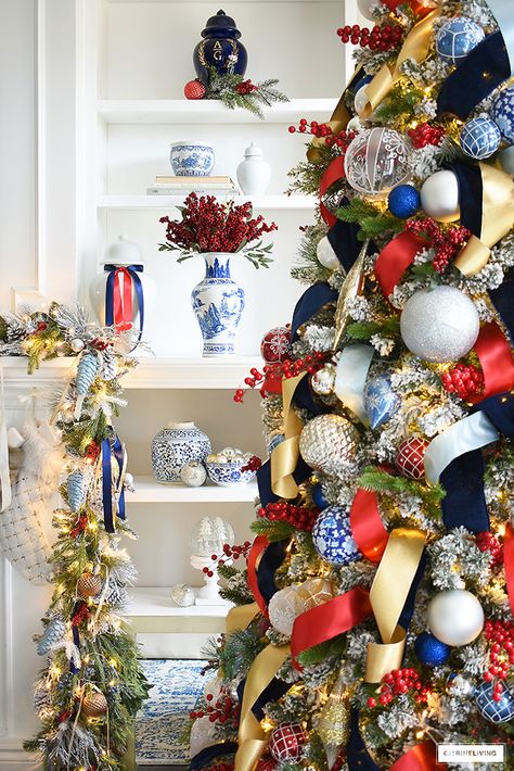 Chinoiserie Christmas, Blue Christmas Decor, Red Christmas Decor, Christmas Decorating Ideas, Patriotic Christmas, Blue Christmas Tree, Tartan Christmas, Christmas Decorations Living Room, Christmas Tree Inspiration