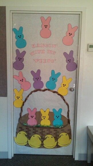 Easter Decor For Classroom, Easter Decorations For School Cafeteria, Easter Door Ideas, Easter Class Door Decorations, Easter Decorations Classroom, Cafeteria Door Decoration Ideas, Easter School Door Decorations, Easter Door Decorations For School, Easter Classroom Door Designs