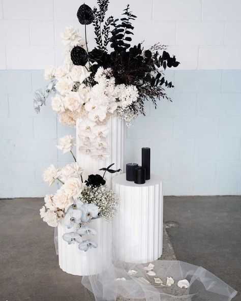 M E M O R Y L A N E (@memorylaneadelaide) • Instagram photos and videos Black And White Wedding Theme, Wedding Reception Design, Modern Wedding Flowers, Warehouse Wedding, All White Wedding, Black And White Theme, Black White Wedding, Floral Studio, Wedding Mood Board