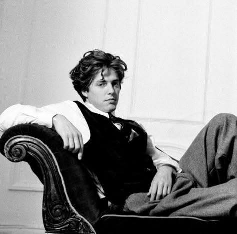 Hug Grant, Young Hugh Grant, Maurice 1987, Hugh Grant, Alain Delon, British Men, Christian Bale, Notting Hill, Gender Envy