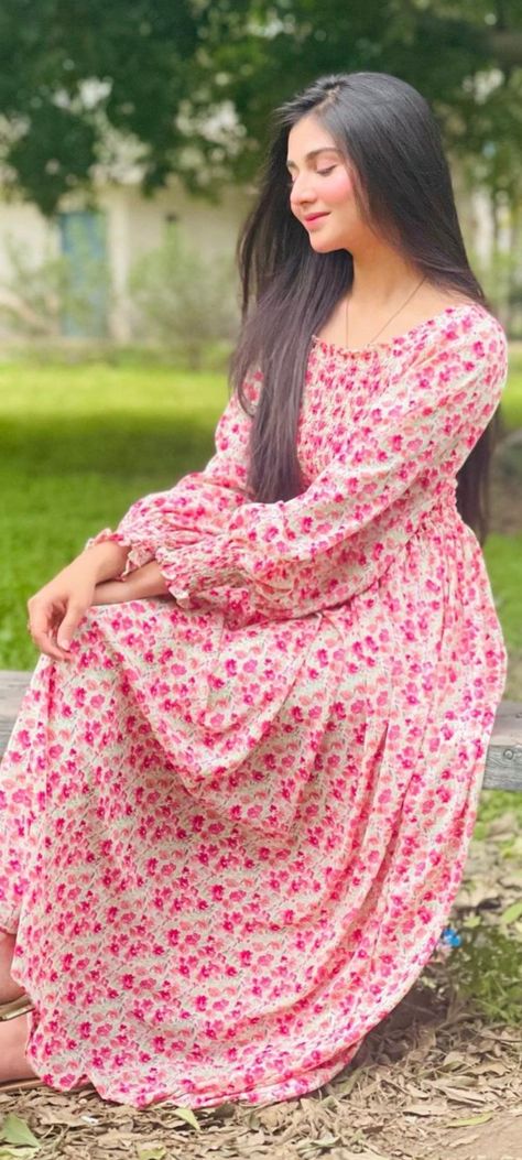 Poses On One Piece Dress Long, Frock Poses Photography, Round Kurti, One Piece Dress Long, Casual Poses, Stylish Photo, Frock Dress, Friend Poses Photography, Poses Photography