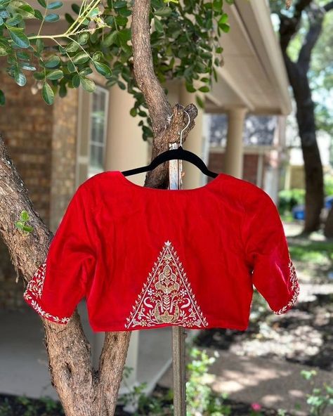 Elevate your traditional attire with our stunning Red Velvet Maggam Work Blouse, designed to add a touch of luxury to your ensemble. Handcrafted with intricate maggam embroidery, this blouse features fine detailing with gold and silver threads, zardosi work, and delicate bead embellishments. The rich velvet fabric offers a regal look, perfect for weddings, festive occasions, and special events. Customizable to fit your size and style, our blouse is designed for the modern woman who cherishes ... South Indian Blouse, Blouse Designs Saree, Indian Blouse Designs, Long Blouse Designs, Blouse Designs High Neck, Blouse Indian, Blouse Designer, Traditional Blouse Designs, Latest Model Blouse Designs