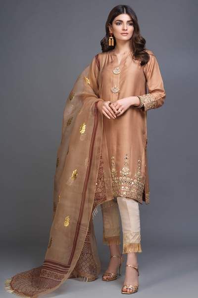 Luxury Elegant Pants For Eid, Luxury Elegant Salwar Kameez For Transitional Seasons, Luxury Resham Embroidered Pants For Eid, Luxury Chanderi Pants For Eid, Luxury Pants For Workwear And Eid, Luxury Pants With Dupatta For Eid, Luxury Women's Pants For Eid, Luxury Pants For Eid, Luxury Pants For Eid Wedding