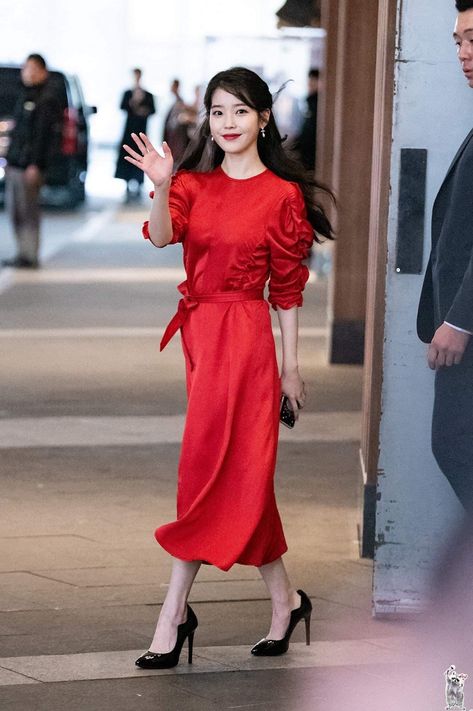 IU 190327 After persona press conference Iu Dress, Luna Fashion, Iu Fashion, Fashion Korean, Blackpink Fashion, Bollywood Fashion, Korean Beauty, Concert Outfit, Beautiful Outfits