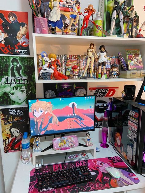 Gamer Keyboard Aesthetic, Japanese Game Room, Otaku Desk, Anime Gaming Setup, Retro Games Room, Setup Gamer, Otaku Room, Bedroom Setup, Setup Ideas