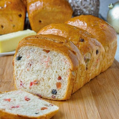 Christmas Fruit Bread, make it as loaves or make it as a wreath. This sweet bread dough braid, formed into a wreath makes the perfect centrepiece for a Christmas Brunch. #christmasbaking #holidaybaking #christmasbrunch #brunch #breadmaking Christmas Fruit Bread, Sweet Bread Dough, Fruit Bread Recipes, Christmas Bread Recipes, Wreath Recipe, Glace Fruit, Bread Wreath, Newfoundland Recipes, Cherry Bread