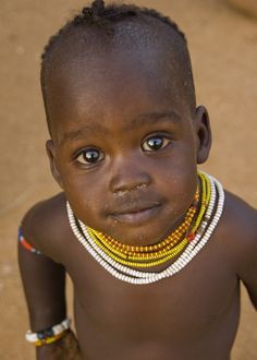 Small sunshine - cute Hamer boy, Ethiopia by Izla Kaya Bardavid Swimming Hole, Kids Around The World, African Children, African People, We Are The World, People Of The World, Interesting Faces, Little People, People Around The World