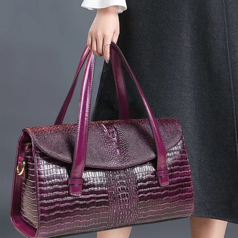 Mode leder krokodil muster Frauen handtasche 2021 neue wilde mittleren alters damen mutter tote tasche schulter messenger taschen _ - AliExpress Mobile Handbag 2022, Crocodile Pattern, Women Handbag, Purple Leather, Boston Bag, Shoulder Messenger Bag, Pocket Bag, Messenger Bags, Zipper Bags