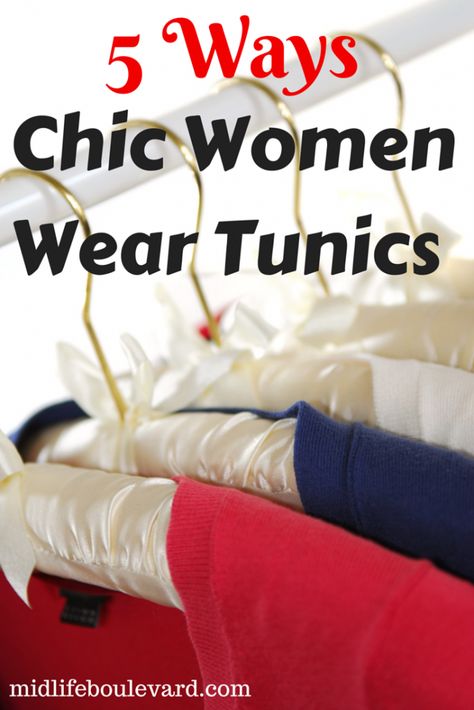 5 Ways Chic Women Wear Tunics Tunic Layering Outfit, Tunics For Women Classy Style, Tunic Outfits For Women, How To Wear A Tunic Top, Boho Fashion For Women Over 60 Outfits, How To Wear Tunic Tops Outfits, Tunic Tops Outfit, Middle Aged Women Fashion, Style Development