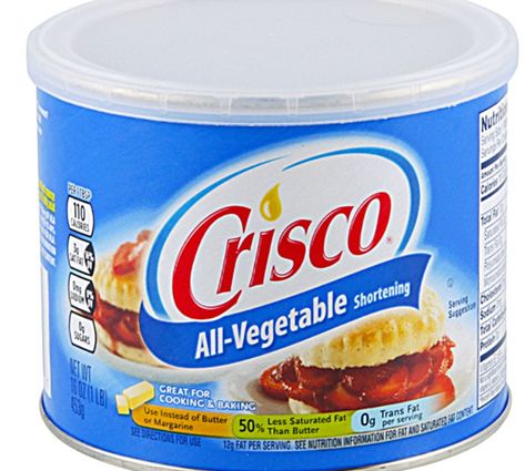 Season Your Cast Iron With Crisco Vegetable Shortening, Wilton Candy Melts, Pembuat Roti, Seasoning Cast Iron, Cooking Oils, All Vegetables, Soft Cookie, Shortening, Family Favorite Meals