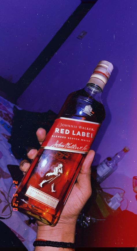 Red Label Whiskey Snapchat, Red Label Snap, Alchole Bottle Snap, Red Label Whiskey, Mum And Dad Tattoos, Tom Cartoon, Johnnie Walker Red Label, Daaru Party Pic, Aesthetic Tumblr Backgrounds