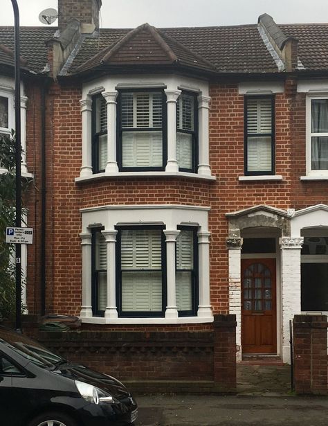 Anthracite Windows, Black Victorian House, Victorian House London, Edwardian London, Edwardian Terrace, Bristol Houses, Victorian Window, Terrace House Exterior, Victorian Homes Exterior