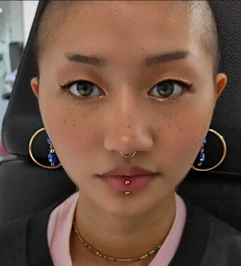 No one else will tell you this, but get that vertical labret piercing you always wanted 🤭  Vertical labret by @shinysharpthings  Soho, Union Square, and Williamsburg  11AM-9PM 7 DAYS A/W🕘 WALK-INZ OR BOOK ONLINE..📕 TATTOOS & PIERCINGS, NO ATTITUDE, NO MISERABLE HOOPS TO JUMP THROUGH....🚫  WALK-INZ WELCOME OR BOOK ONLINE AT  ⚔️livebytheswordtattoo.com⚔️ . . . . #livebytheswordtattoo #verticallabret #piercing #piercer #unionsquare #nyc Septum And Vertical Labret, Double Vertical Labret, Labret Hoop, Vertical Labret Jewelry, Piercings Idea, Labret Piercing Ring, Dream Piercings, Labret Vertical, Vertical Labret Piercing