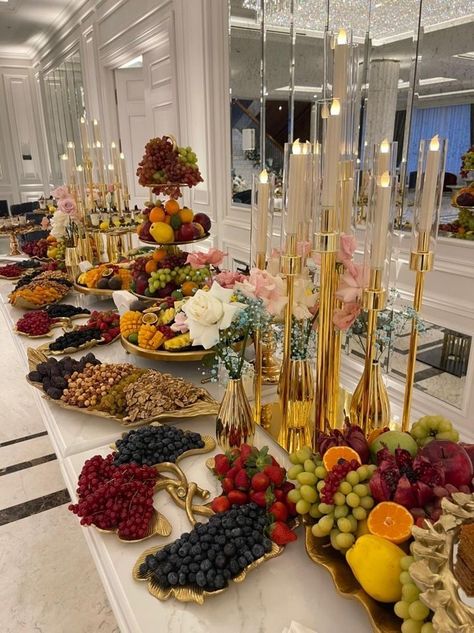 Cabinet Color Ideas, Kitchen Cabinet Color, Catering Food Displays, Kitchen Cabinet Color Ideas, Makeover Kitchen, Party Food Buffet, Catering Ideas Food, Ramadan Decoration, Wedding Buffet