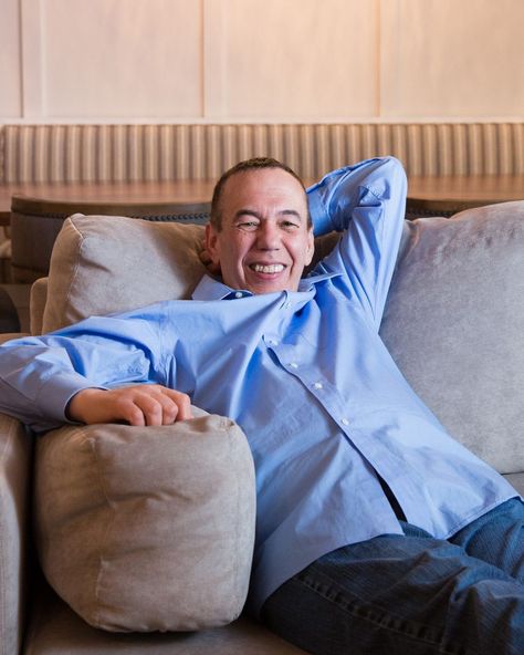 The New York Times (@nytimes) posted on Instagram: “Gilbert Gottfried, a comedian with a distinctive voice known for his portrayal of the excitable parrot Iago in “Aladdin,” has died. He was…” • Apr 12, 2022 at 9:01pm UTC Gilbert Gottfried, In Memorium, Aladdin, The New York Times, Ny Times, New York Times, Comedians, The Voice, New York