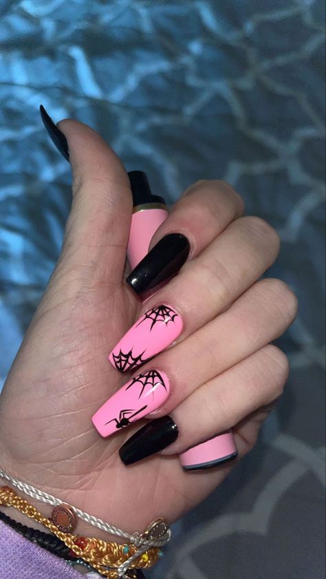 Pink Halloween Nails, Black Halloween Nails, Holloween Nails, Halloween Acrylic Nails, Cute Halloween Nails, Goth Nails, Fall Acrylic Nails, Nails 2021, Acrylic Nails Coffin Short