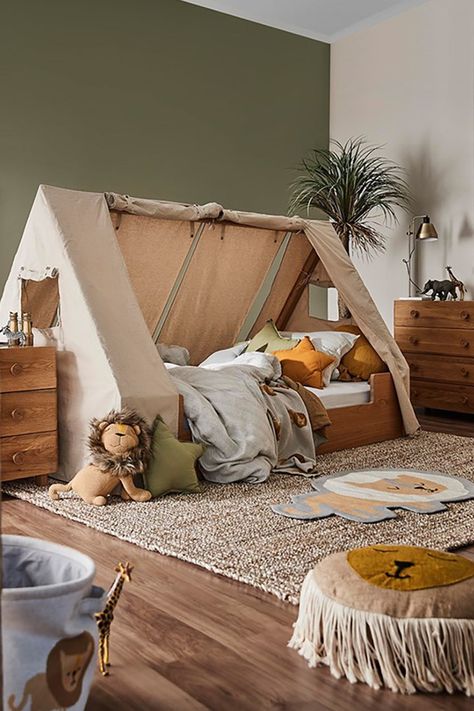 Spark a love of travel and nature with wild animal details – and even inspire imagination and play with a safari-themed bed.  The earthy tones in this room are classy but no less fun for young, enquiring minds, and a plant in the corner not only brings an element of nature into your child's space, but also helps improve air quality. #girlsbedroom #girlsbedroomideas #homedecor #bedroomdecorate #safaritimebedroom Hideout Bed, Safari Bedroom, Cool Bedrooms For Boys, Safari Room, Design Ložnic, Tent Bed, Freedom Furniture, Tee Pee, Teepee Tent